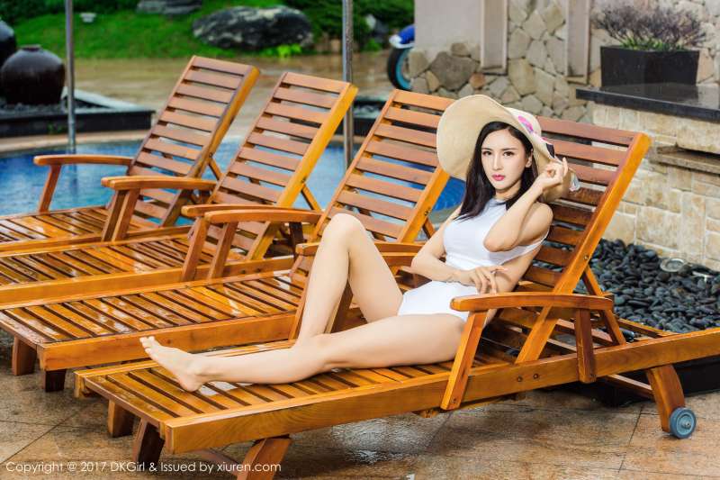 梅哥 - 清新可人，美乳美腿套图