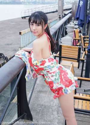 杨晓青儿 性感美女写真套图