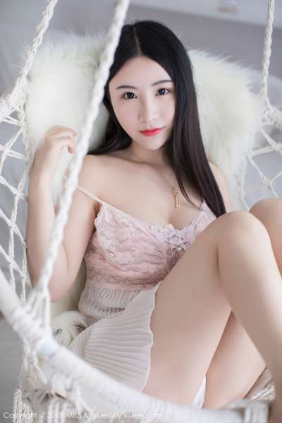 谢芷馨Sindy - 居家女友的巨乳视觉