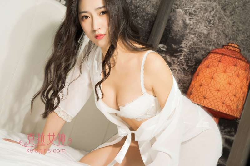 姜璐  - 森女の闺房 性感迷人写真套图
