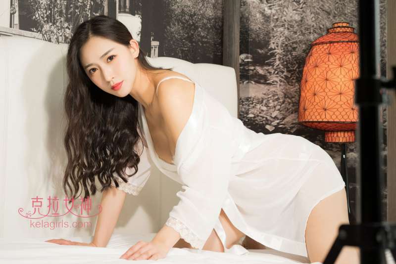 姜璐  - 森女の闺房 性感迷人写真套图