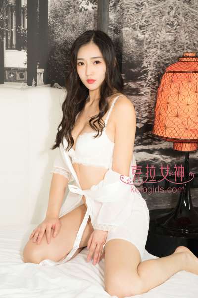 姜璐  - 森女の闺房 性感迷人写真套图