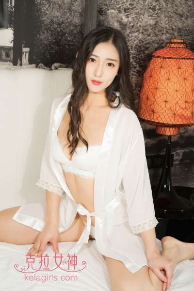 姜璐  - 森女の闺房 性感迷人写真套图