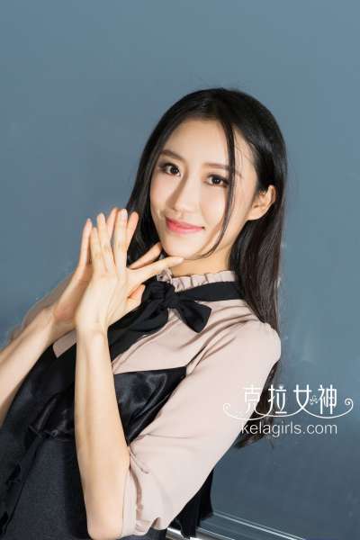 梦珊 - 公子的贴身校花 写真套图