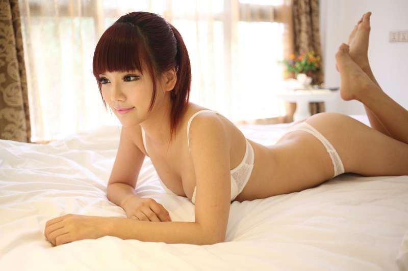 性感美女~妮儿Bluelabel-初登场写真图片