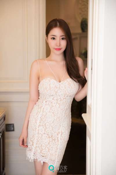 卓雅 - 巨乳性感女王