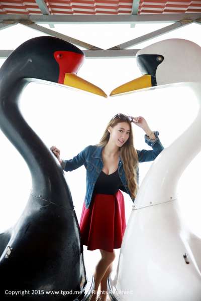 万慧婧、龚紫瑄 - 女神驾到 九江庐山西海 超高清套图