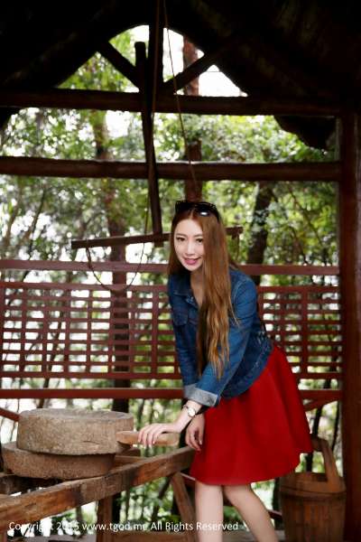 万慧婧、龚紫瑄 - 女神驾到 九江庐山西海 超高清套图