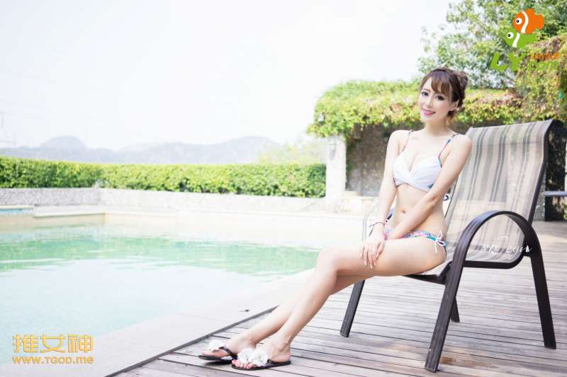 王曼妮zZ-《女神去哪儿》写真美图第11期