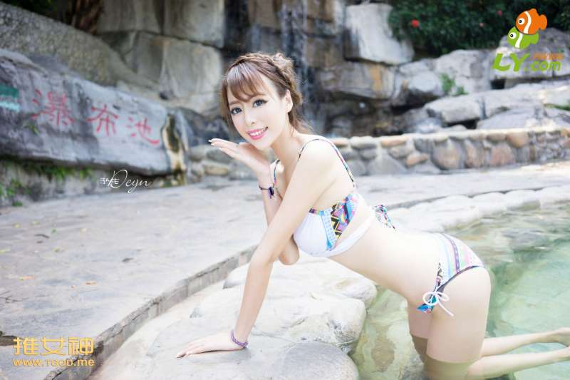 王曼妮zZ-《女神去哪儿》写真美图第11期