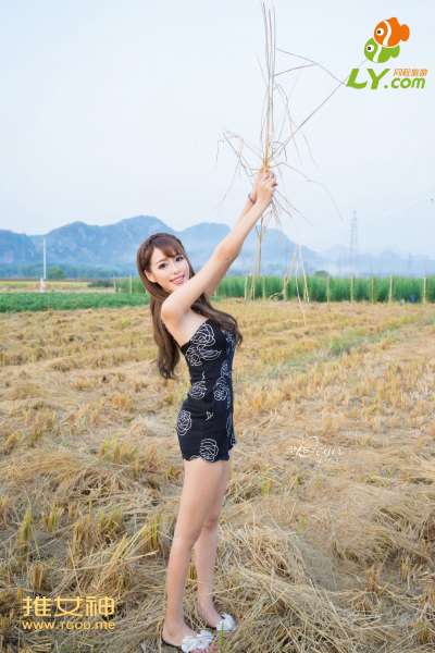 王曼妮zZ-《女神去哪儿》写真美图第11期