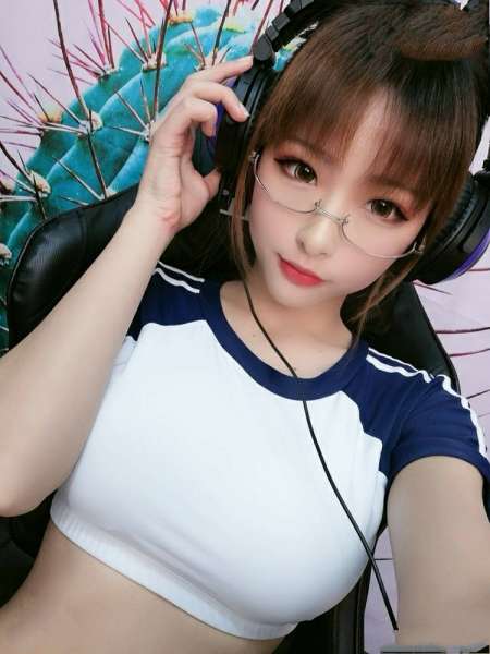 清水由乃[24P]