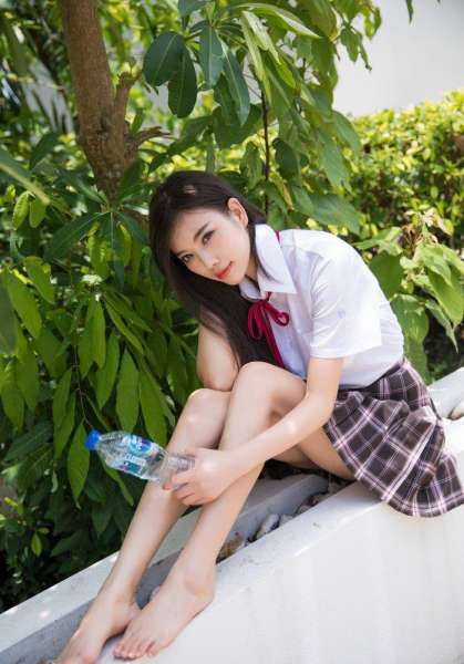 清新不失性感 秀人最美女神杨晨晨学生制服令得人心动[23P]