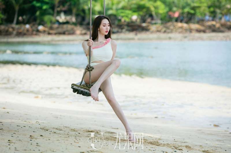 于思琪 性感美女写真套图