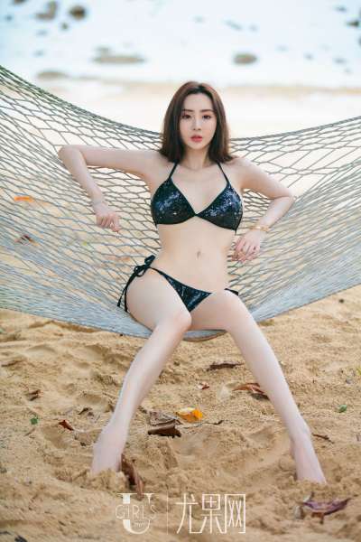 于思琪 性感美女写真套图