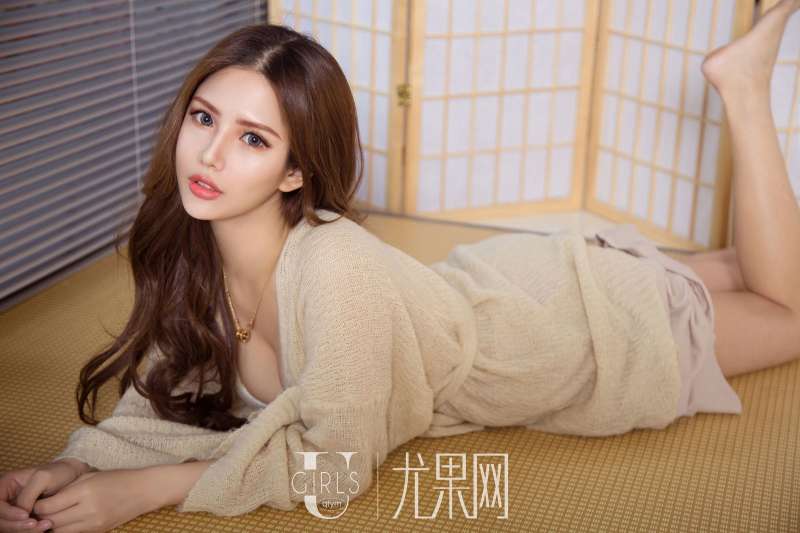 若彤BOOMBOOM 性感美女写真套图
