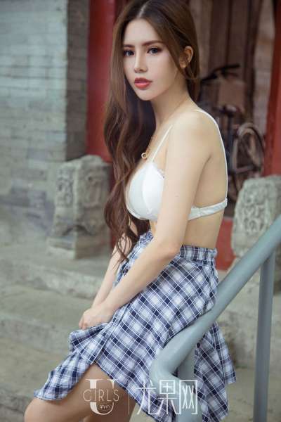 若彤BOOMBOOM 性感美女写真套图