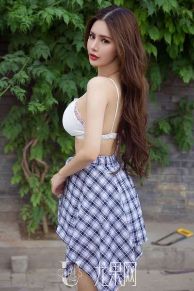 若彤BOOMBOOM 性感美女写真套图