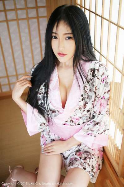 杨上萱 - 北京旅拍巨乳丰胸套图
