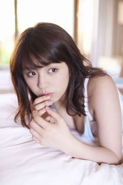 柳百合菜柳ゆり菜 长腿熟女写真集