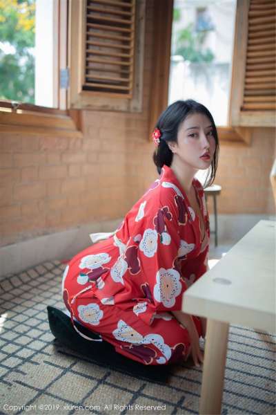 女神@Manuela玛鲁娜迈阿密旅拍翘臀写真