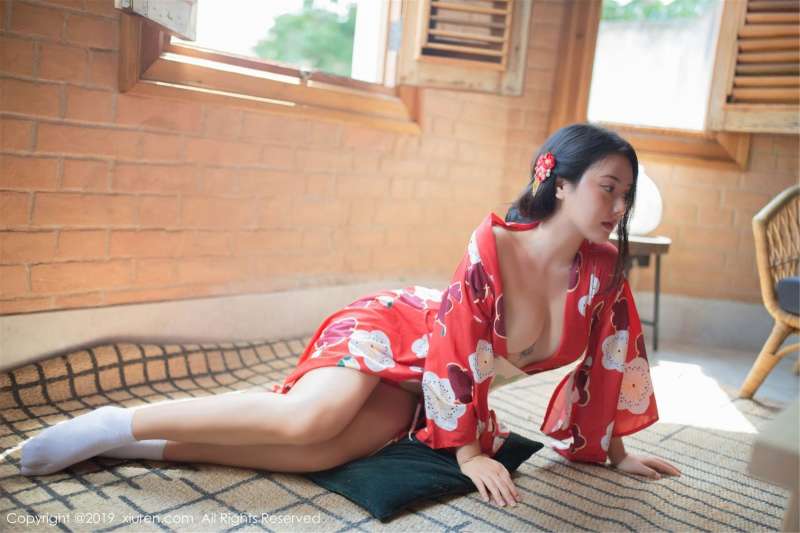 女神@Manuela玛鲁娜迈阿密旅拍翘臀写真