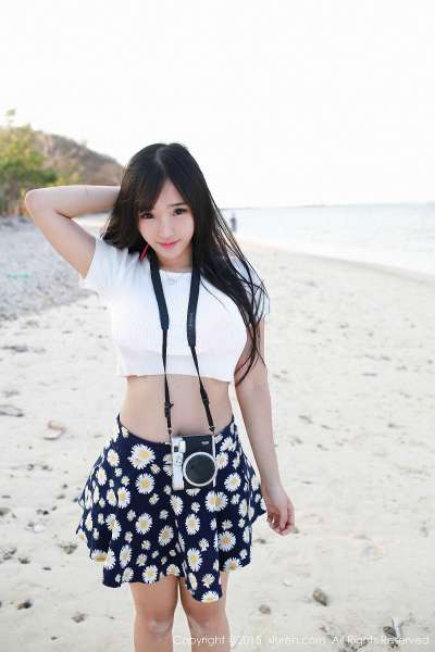 夏瑶baby - 龙目岛旅拍长腿写真套图