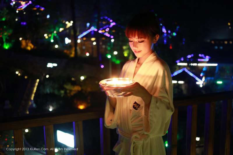 toro羽住-腹黑贫乳腰窝美臀萝莉女神图集