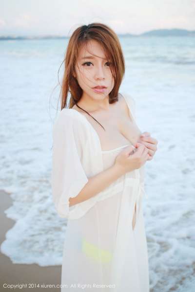 vetiver嘉宝贝儿-海边唯美清新套图欣赏