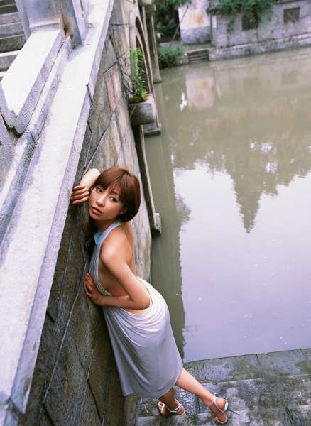 中山惠《女优游戯》诱惑写真集