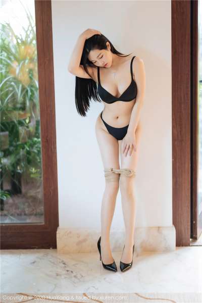 丰满娜露巨乳人体诱惑写真集[20P]