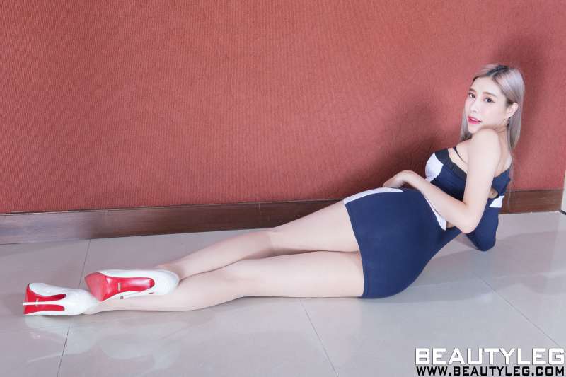 腿模Abby - 丝袜美腿性感美女写真套图