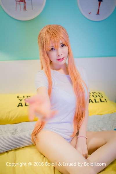 夏小秋秋秋 - cos皆川茜 巨乳写真套图