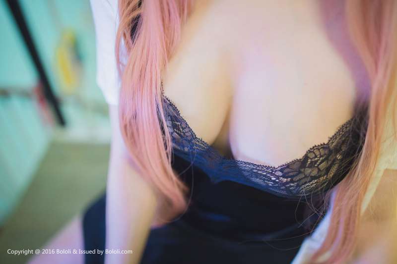 夏小秋秋秋 - cos皆川茜 巨乳写真套图