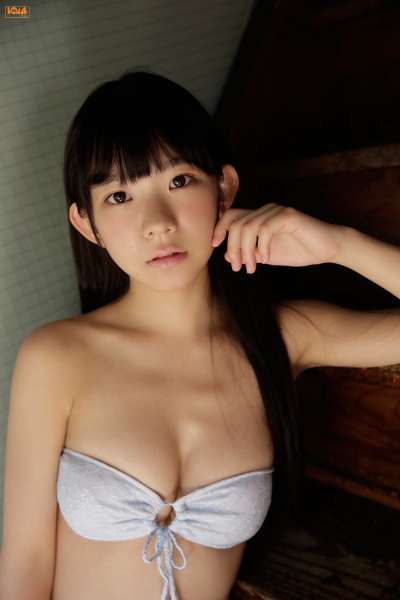 長澤茉里奈 女优诱惑写真套图