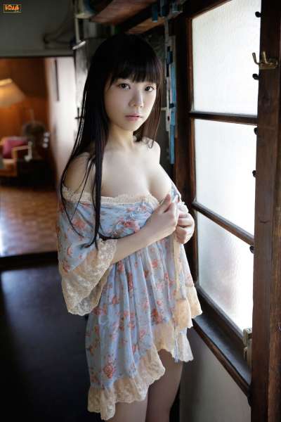 長澤茉里奈 女优诱惑写真套图