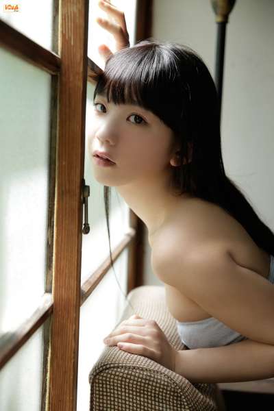 長澤茉里奈 女优诱惑写真套图