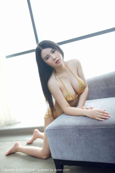 Sukki可儿 - 黄金比基尼+长腿透视内衣浴室湿身诱惑