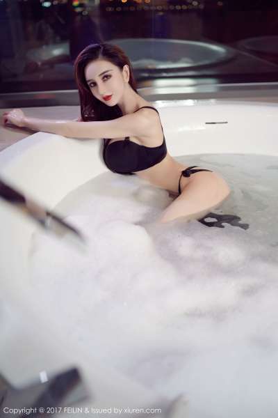 waya小帝姬~翘臀美女写真套图