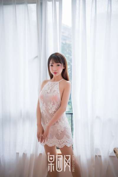 可爱萝莉蕾丝诱惑！ 激情写真套图