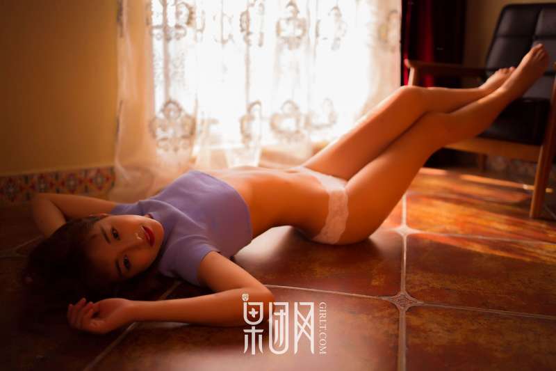李诗涵~夏夜女神与你相约一次命运的占星术！