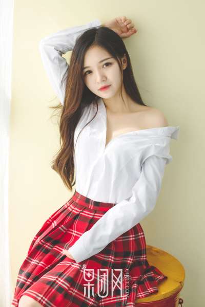 尹意纯 - 清纯玉女 bf衬衫风~蕾丝内衣