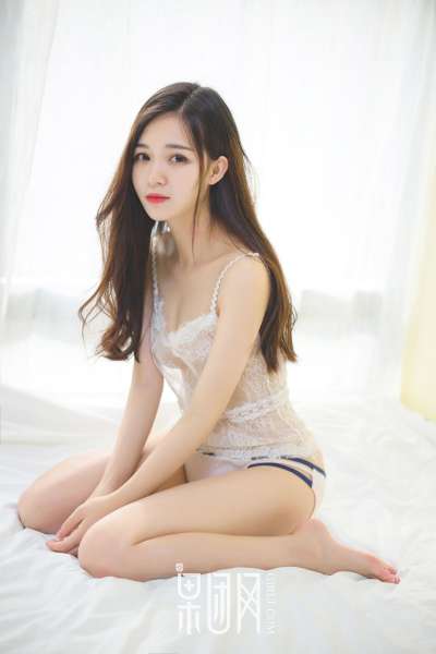 尹意纯 - 清纯玉女 bf衬衫风~蕾丝内衣