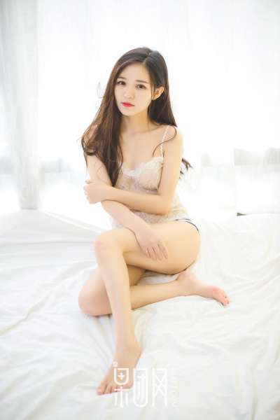 尹意纯 - 清纯玉女 bf衬衫风~蕾丝内衣