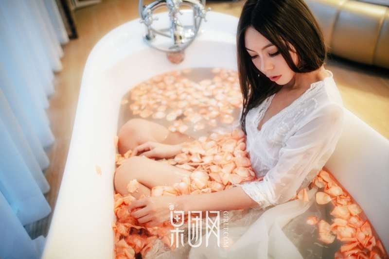 居室少女Anne - 寂寞等候君归来
