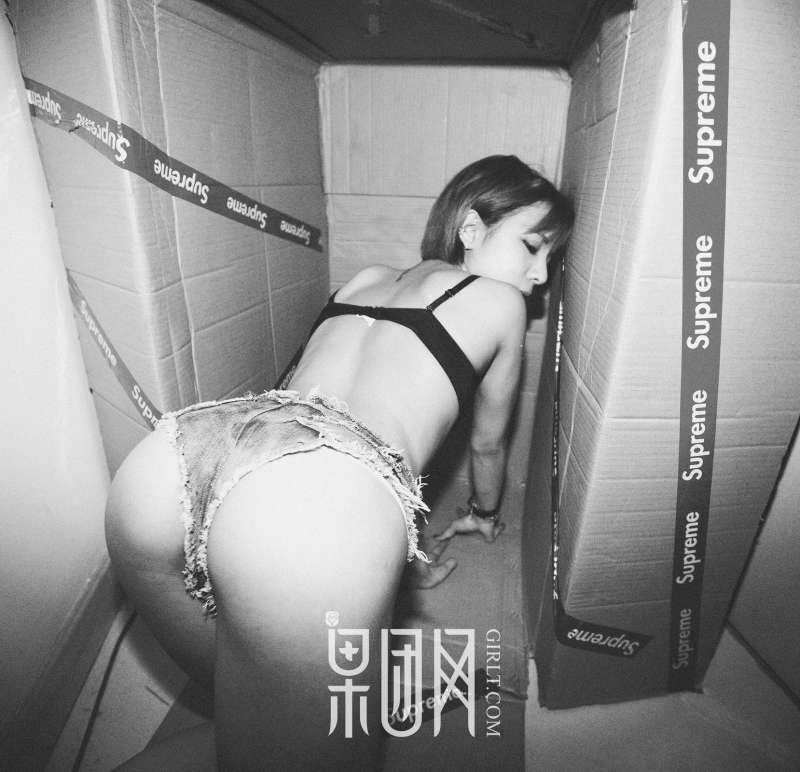 木子夕 - 五套服装演绎不同风采