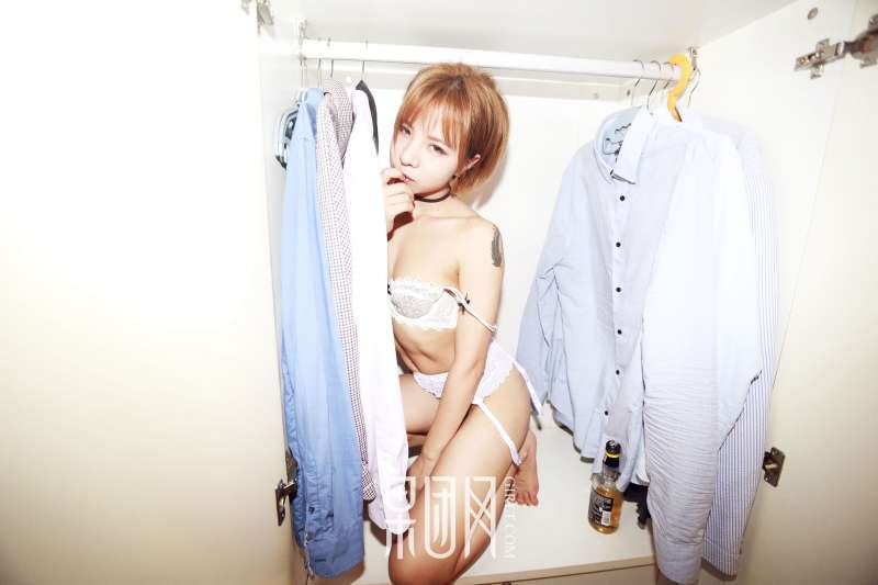 木子夕 - 五套服装演绎不同风采