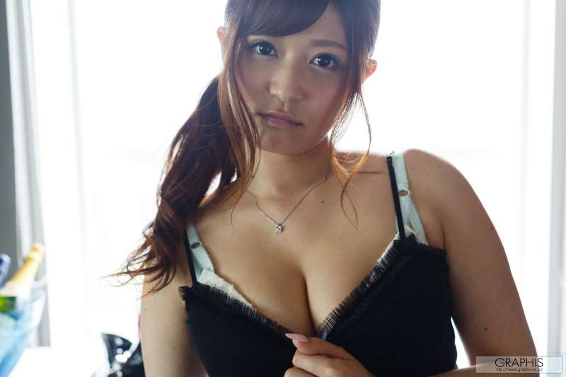 さとう遥希佐藤遥希~巨乳性感美女诱惑