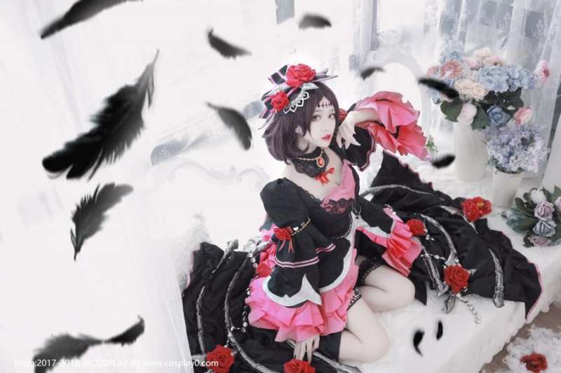王者荣耀游戏女主哥特露娜美腿诱惑Cosplay图片