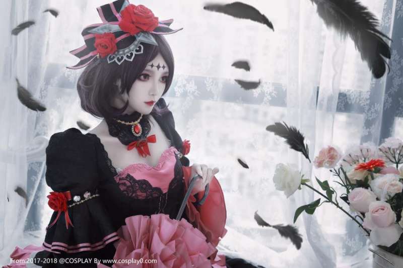 王者荣耀游戏女主哥特露娜美腿诱惑Cosplay图片